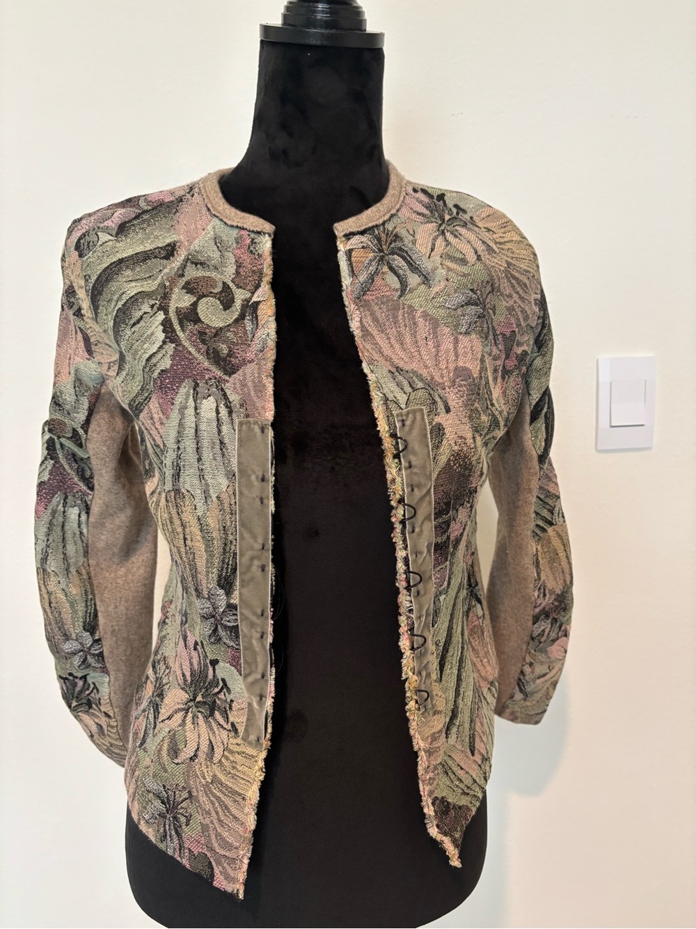 European Tapestry Blazer – Size XS